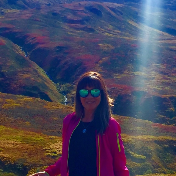 Meet your Posher, Audrey - Picture 1 of 1